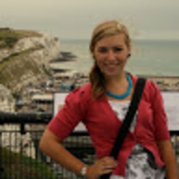 Meet your Posher, Alexandra - Picture 1 of 1